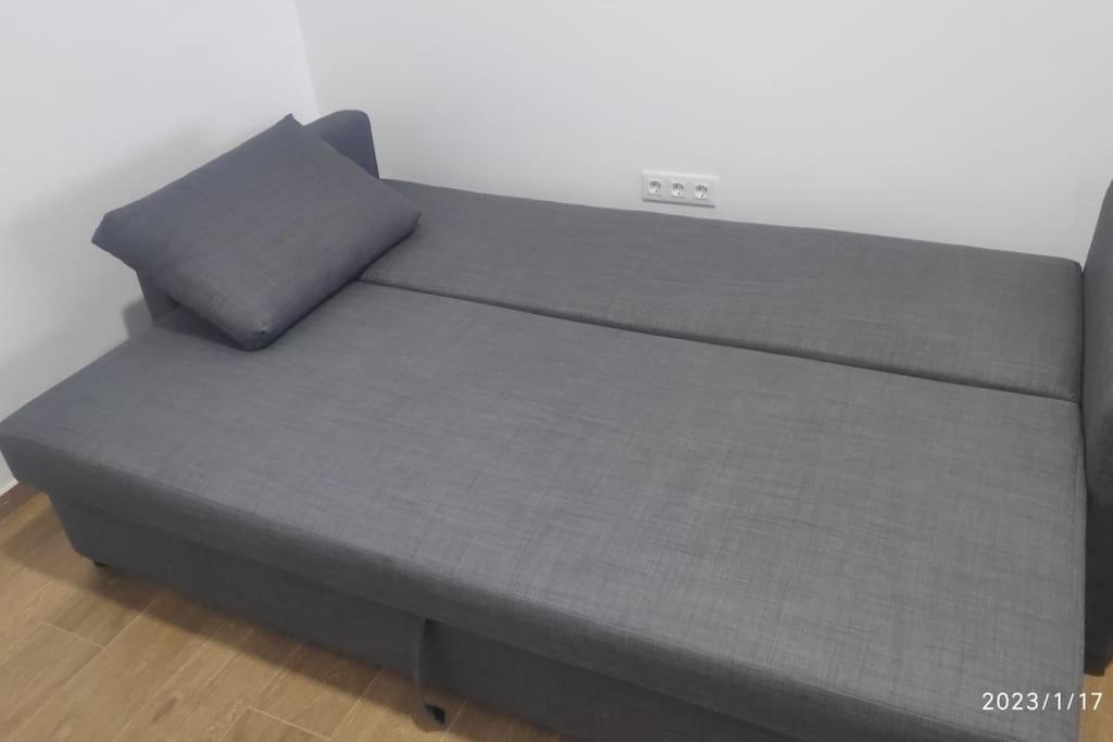Precioso Apartamento Con Magnifico Patio. Sant Feliu de Llobregat Extérieur photo